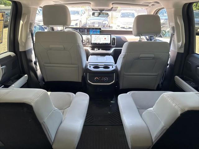 2025 Ford Expedition Platinum MAX