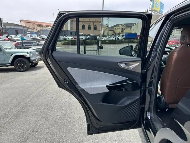 2024 Volkswagen ID.4 Standard
