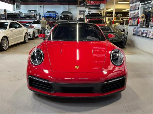 2022 Porsche 911 Carrera