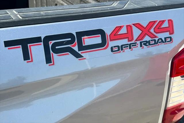 2017 Toyota Tundra SR5 5.7L V8