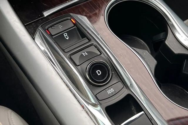 2017 Acura TLX w/Advance Package