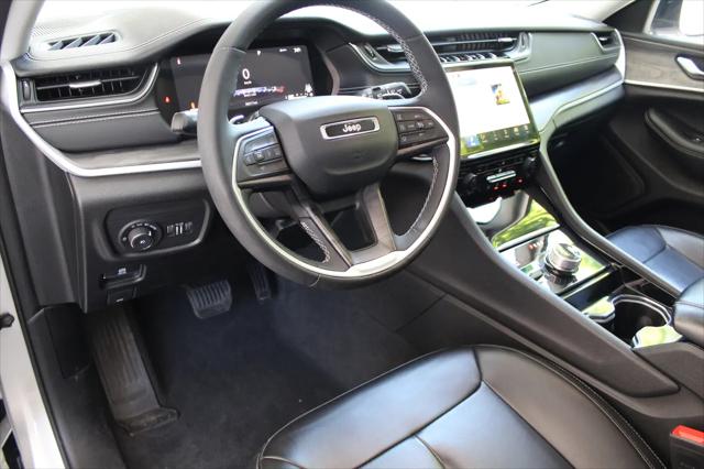 2023 Jeep Grand Cherokee L Limited 4x4