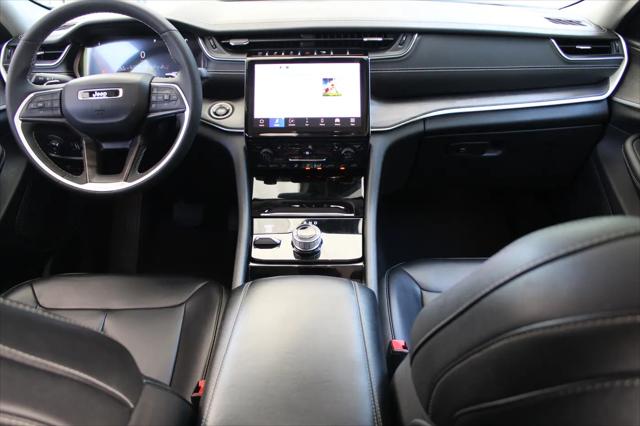 2023 Jeep Grand Cherokee L Limited 4x4