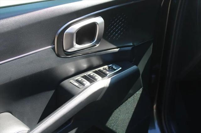 2025 Kia Sorento Hybrid EX