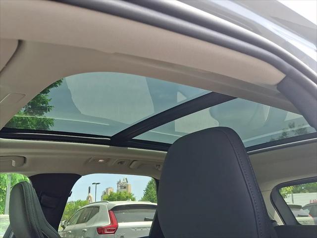 2026 Volvo XC60 B5 Core