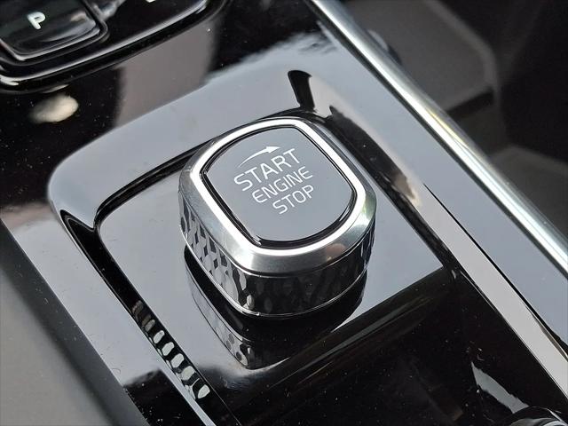 2026 Volvo XC60 B5 Core
