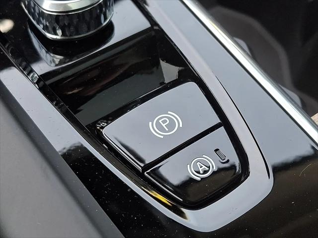 2026 Volvo XC60 B5 Core