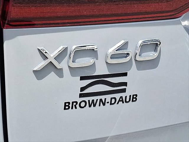 2026 Volvo XC60 B5 Core