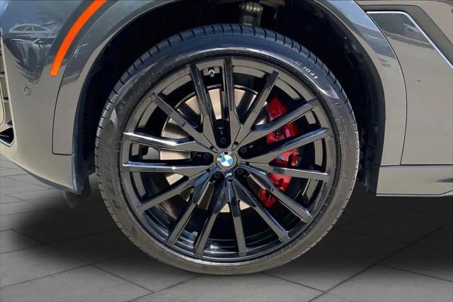 2025 BMW X6 M60i