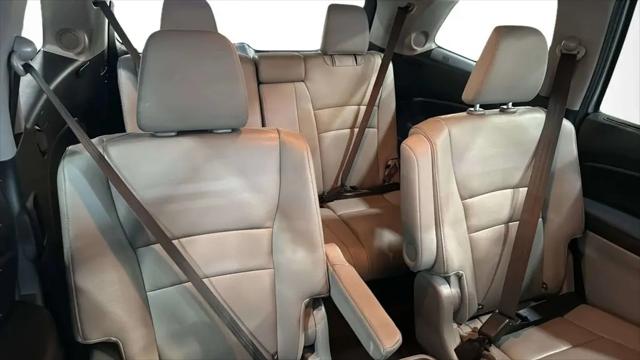 2022 Honda Pilot AWD Touring 7 Passenger