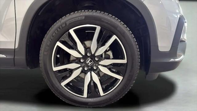 2022 Honda Pilot AWD Touring 7 Passenger