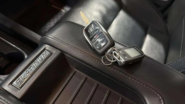 2018 Toyota Tundra SR5 5.7L V8
