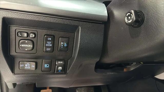 2018 Toyota Tundra SR5 5.7L V8
