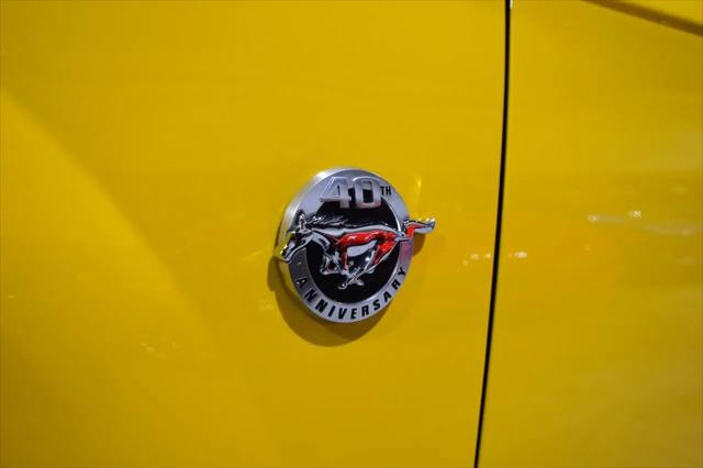 2004 Ford Mustang Mach 1