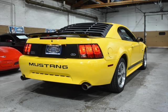 2004 Ford Mustang Mach 1