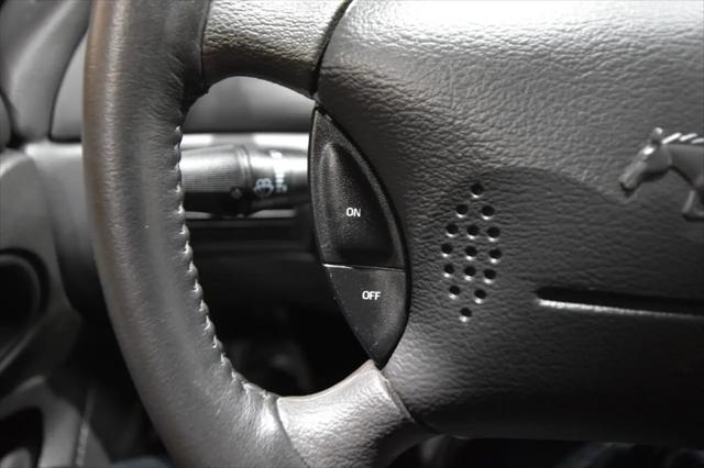 2004 Ford Mustang Mach 1