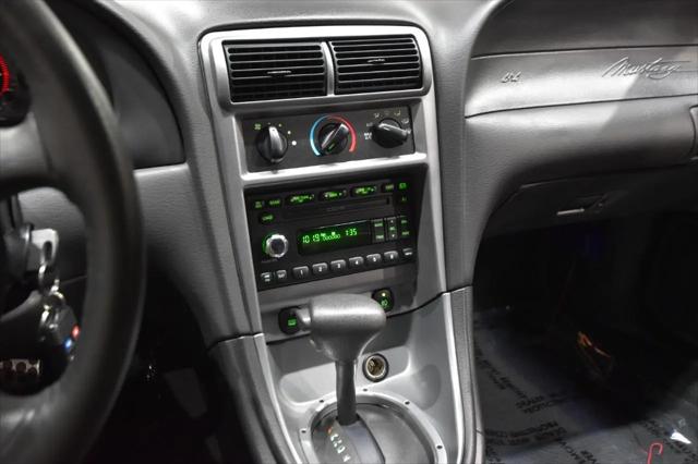 2004 Ford Mustang Mach 1