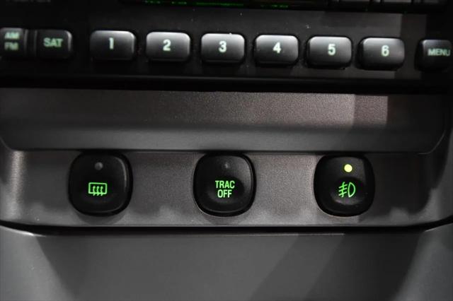 2004 Ford Mustang Mach 1