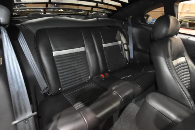2004 Ford Mustang Mach 1