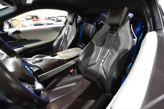 2016 BMW i8 Coupe