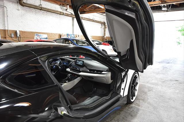 2016 BMW i8 Coupe