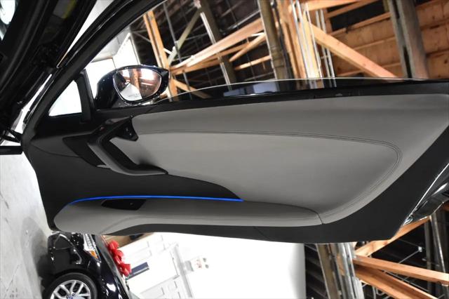 2016 BMW i8 Coupe