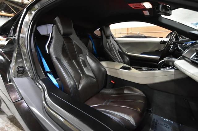 2016 BMW i8 Coupe