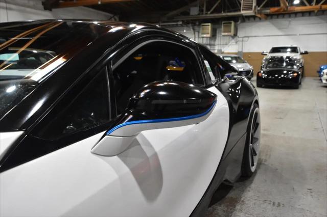 2016 BMW i8 Coupe