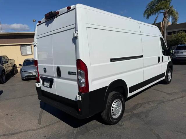 2025 Ram ProMaster 2500 Cargo Van Tradesman High Roof 159" WB w/Pass Seat