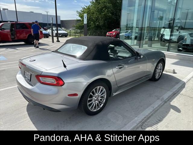 2017 Fiat 124 Spider Classica