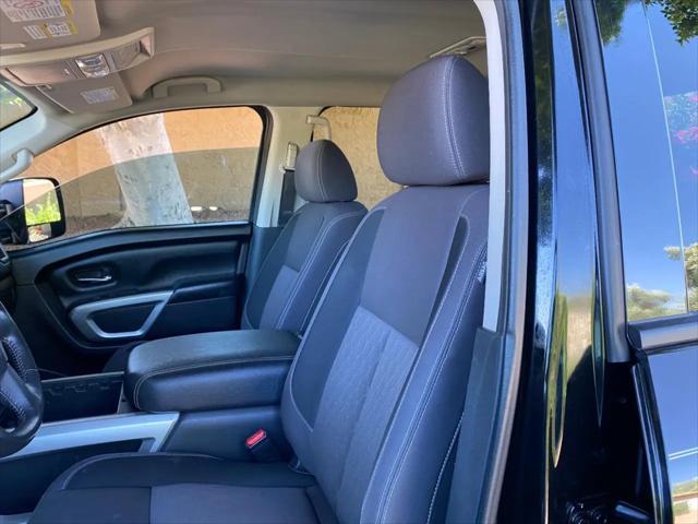 2024 Nissan Titan XD Crew Cab SV 4x4