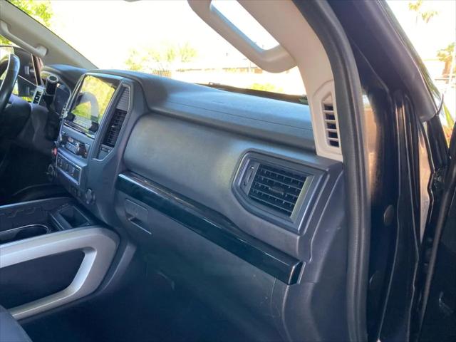 2024 Nissan Titan XD Crew Cab SV 4x4