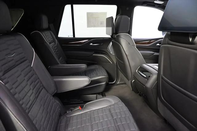 2023 Cadillac Escalade 4WD Sport Platinum