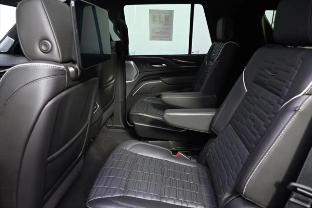 2023 Cadillac Escalade 4WD Sport Platinum