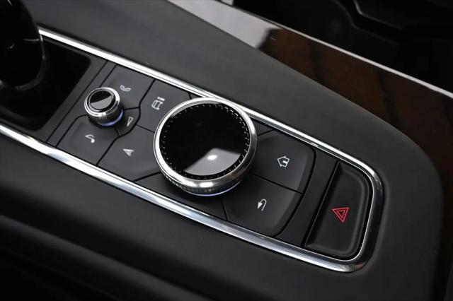 2023 Cadillac Escalade 4WD Sport Platinum