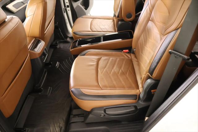 2022 Nissan Pathfinder Platinum 4WD