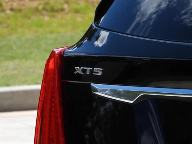 2018 Cadillac XT5 Premium Luxury