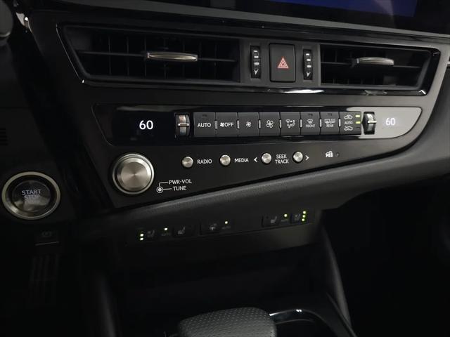 2025 Lexus ES 350 F SPORT Handling