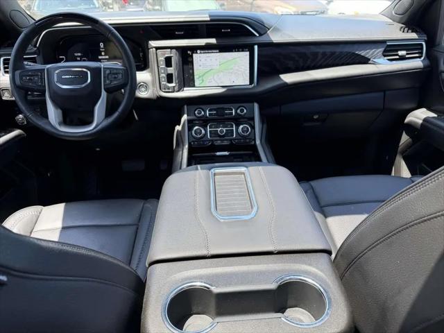 2023 GMC Yukon 4WD Denali