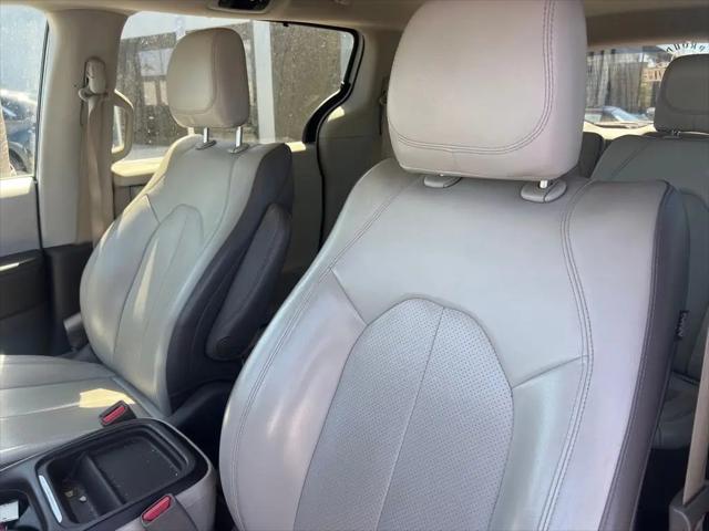 2018 Chrysler Pacifica Touring L