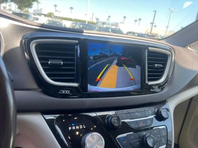 2018 Chrysler Pacifica Touring L