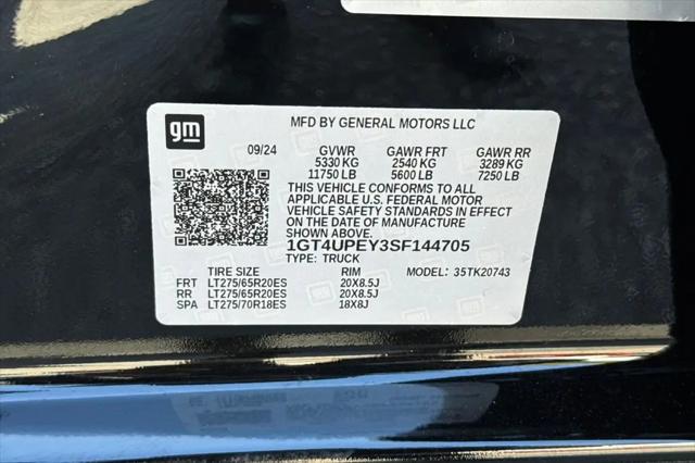 2025 GMC Sierra 2500HD 4WD Crew Cab Standard Bed AT4