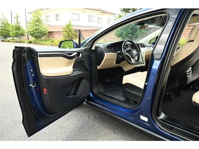 2017 Tesla Model X 75D