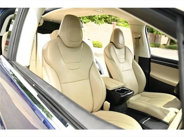 2017 Tesla Model X 75D