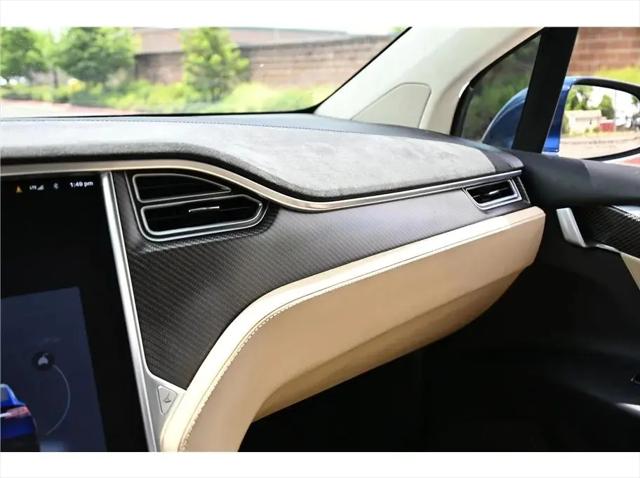 2017 Tesla Model X 75D