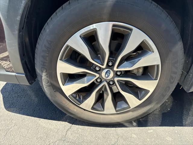 2025 Subaru Outback Touring XT