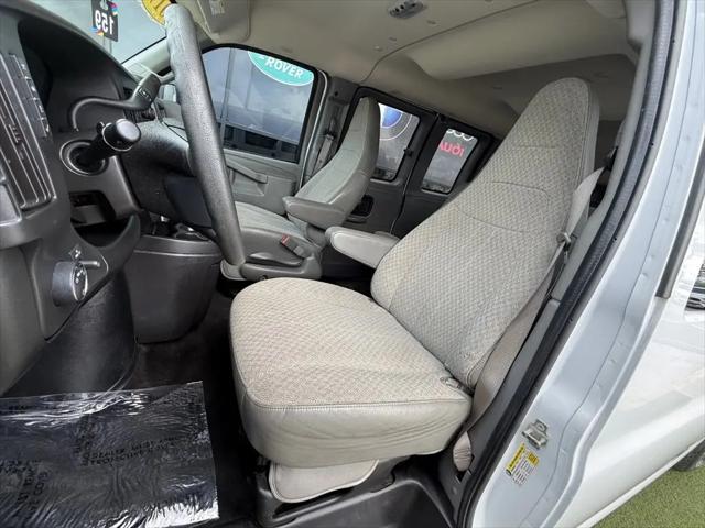 2017 Chevrolet Express LT