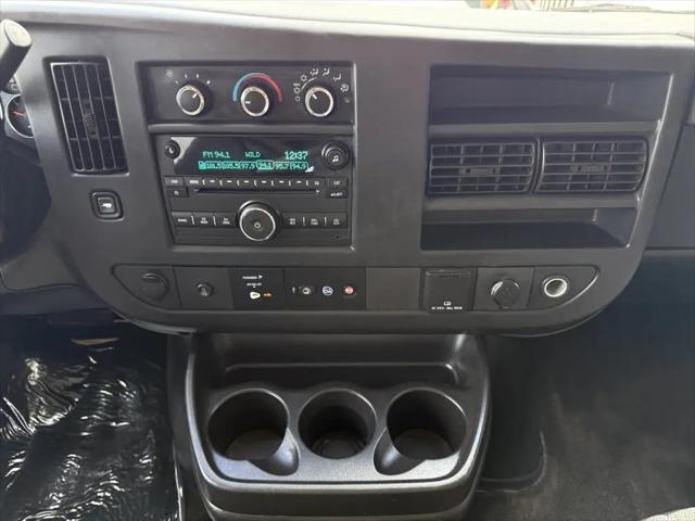 2017 Chevrolet Express LT