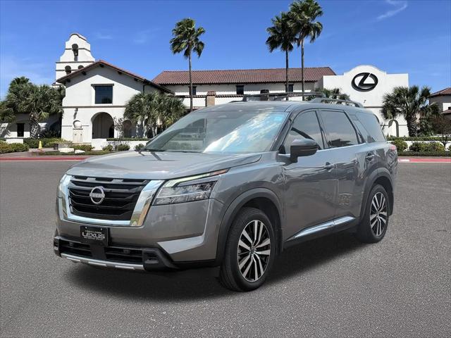 2024 Nissan Pathfinder Platinum FWD