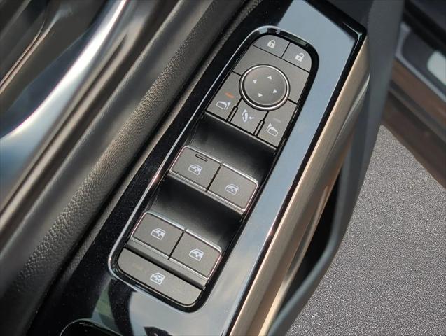 2024 Nissan Pathfinder Platinum FWD